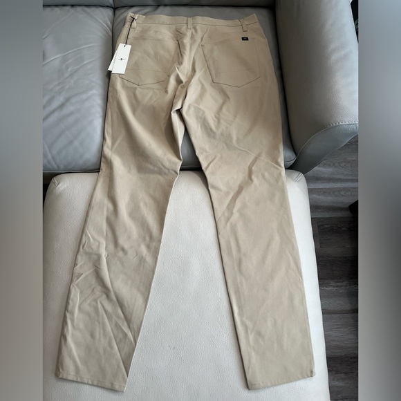 NWT - 7 For All Mankind Men’s Slim Tapered Fit Adrien Chino - Size 33 - Picture 5 of 11